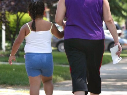 It's not fast food that's the main reason American kids are fat, but the lack of fruits and vegetables and too much processed foods, says a new study. u00e2u20acu201d AFP pic