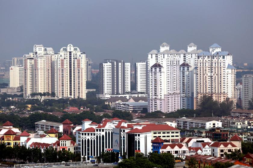 A view of condominiums near Subang, near LDP. A condo costs RM500,000 on average in the Klang Valley. u00e2u20acu201du00c2u00a0Picture by Saw Siow Feng