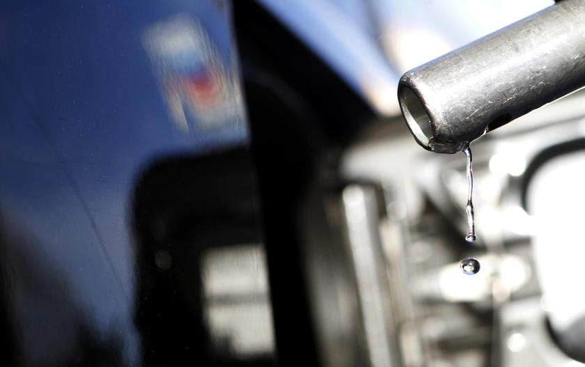 Gasoline drips off a nozzle during refueling at a gas station in Altadena, California in this March 24, 2012, file photo. u00e2u20acu201d Reuters pic