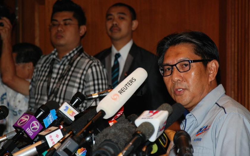 Department of Civil Aviation Director-General Datuk Azharuddin Abdul Rahman speaks at a news conference at a hotel near the Kuala Lumpur International Airport in Sepang March 9, 2014. u00e2u20acu201d Picture by Mohd Yusof Mat Isa