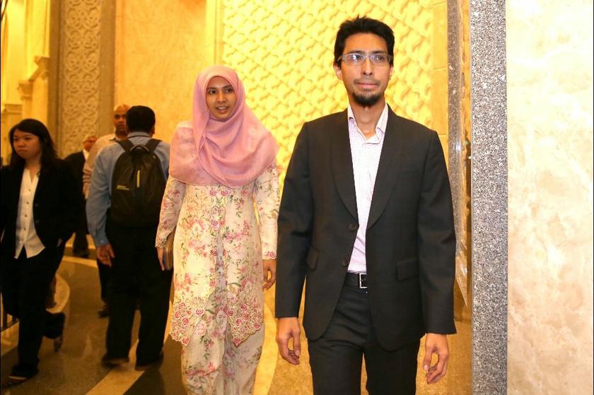 Nurul Izzah and her husband Raja Ahmad Shahrir Iskandar Raja Salim attend her father Datuk Seri Anwar Ibrahimu00e2u20acu2122s sodomy trial. u00e2u20acu2022 Picture by Saw Siow Feng