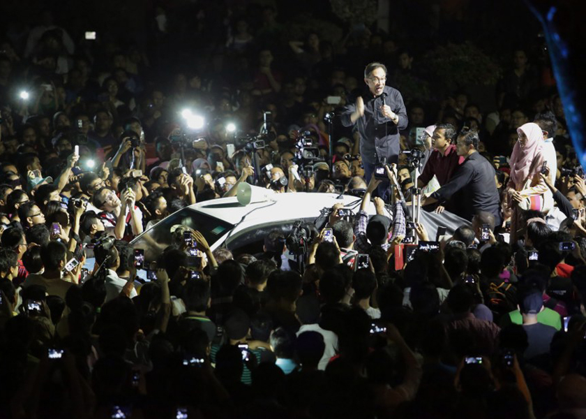 Datuk Seri Anwar Ibrahim speaks to students from on top of a truck on the perimeter of University Malaya, October 27, 2014. u00e2u20acu201d  Pic by Choo Choy May