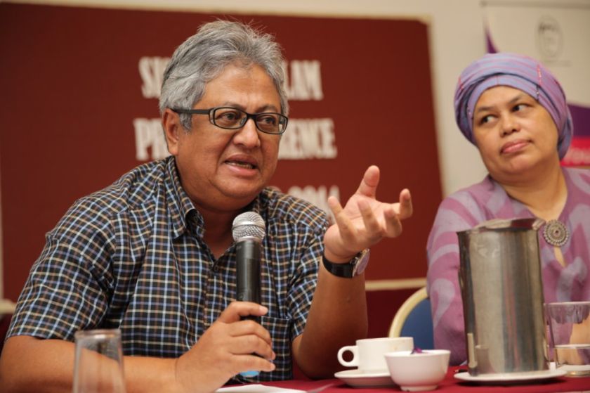 Datuk Zaid Ibrahim speaks during the Sisters in Islam press conference in Kuala Lumpur, October 31, 2014. u00e2u20acu201du00c2u00a0Picture by Choo Choy May