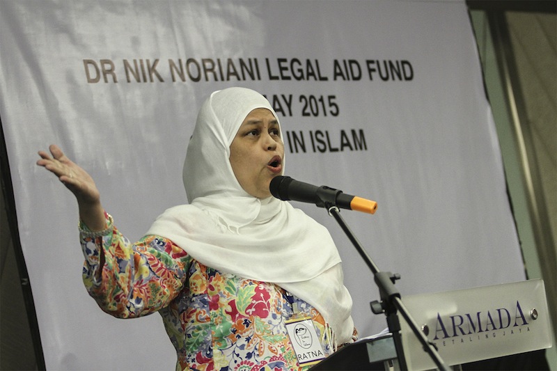 Director executive of Sister in Islam, Ratna Osman, delivering her speech during the SIS Telenisa fund launching in Petaling Jaya, May 19, 2015. u00e2u20acu201d Picture by Yusof Mat Isa