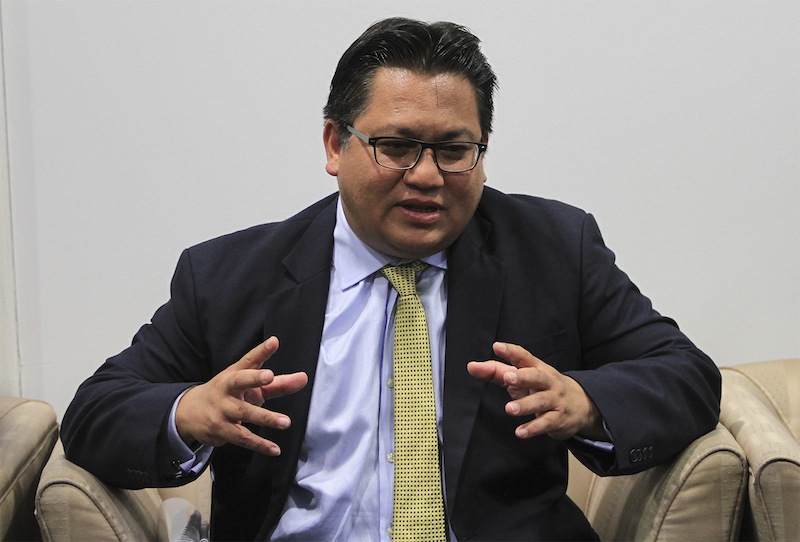 PAC chairman Datuk Nur Jazlan Mohamed speaks to member of the media during a press conference at Parliament in Kuala Lumpur, July 9, 2015. u00e2u20acu201d Picture by Yusof Mat Isa 