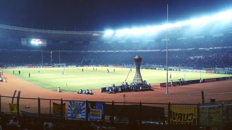 75,000 memadati Stadium Gelora Bung Karno.