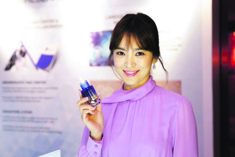 Song Hye Kyo in Singapore to celebrate the global launch of Laneige Perfect Renew. u00e2u20acu201d TODAY pic