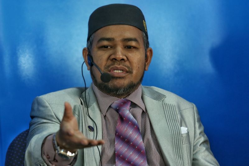 Datuk Khairuddin Aman Razali suggested that the Joint Action Group for Gender Equality and Malaysian Bar should demand the implementation of Shariah caning in civil cases. ― Picture by Saw Siow Feng