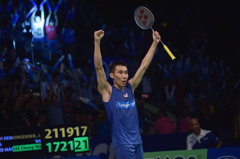 Lee Chong Wei of Malaysia celebrates his victory against Jan O Jorgensen of Denmark during the menu00e2u20acu2122s singles final at the Indonesian Open badminton tournament in Jakarta June 5, 2016. ADEK BERRY / AFP