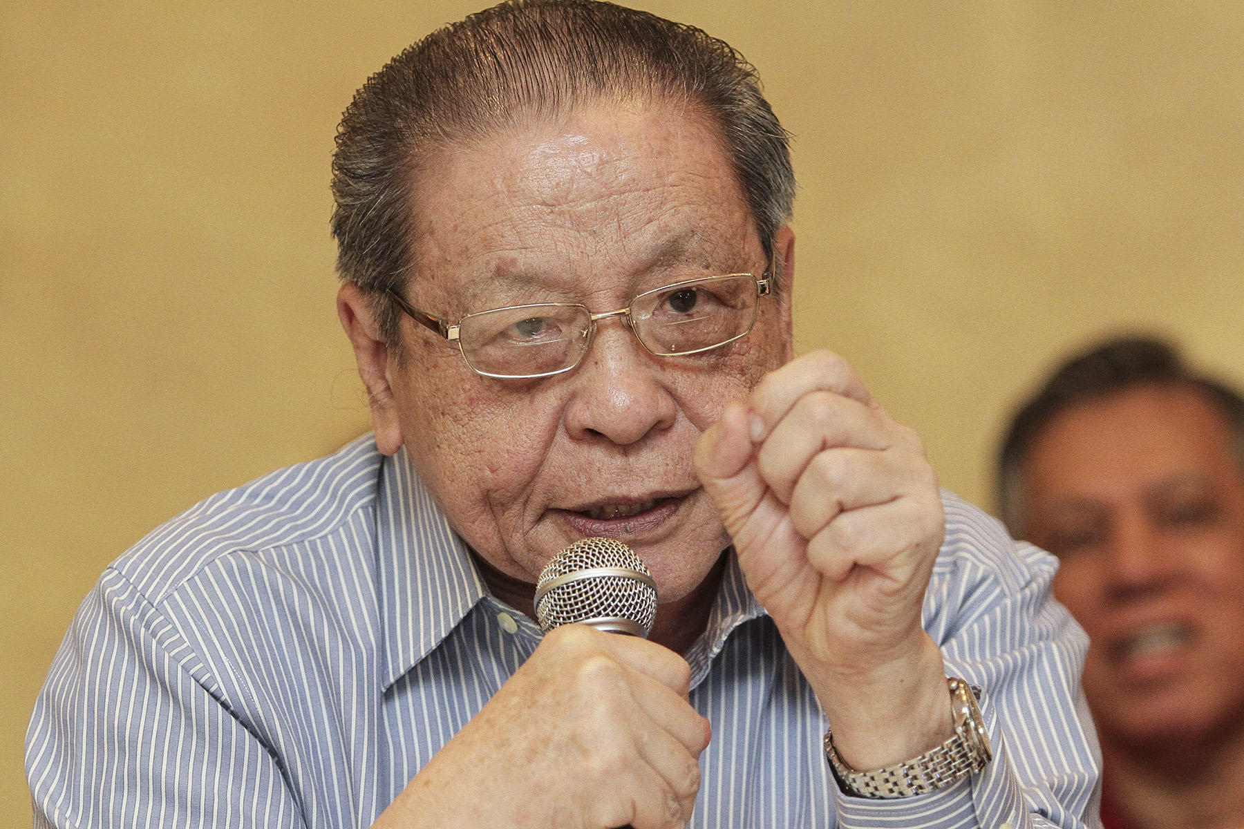 Lim Kit Siang speaks during a press conference in Petaling Jaya February 7, 2017. u00e2u20acu201d Picture by Yusof Mat Isa