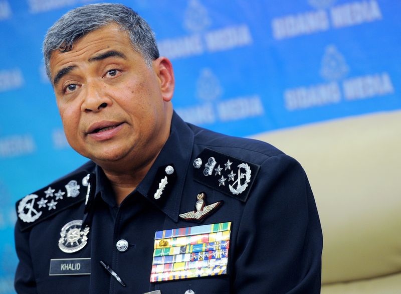 Inspector General of Police Tan Sri Khalid Abu Bakar fielding questions from members of the media at Bukit Aman, April 18, 2017. u00e2u20acu201d Bernama pic