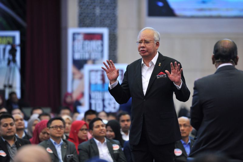 Datuk Seri Najib Razak speaks at a National Transformation 2050 (TN50) dialogue session with civil servants in Putrajaya. ― Bernama pic