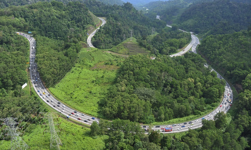 Highway Authority Large Number Of Vehicles East Coast Bound Despite Mco In Kl Malaysia Malay Mail