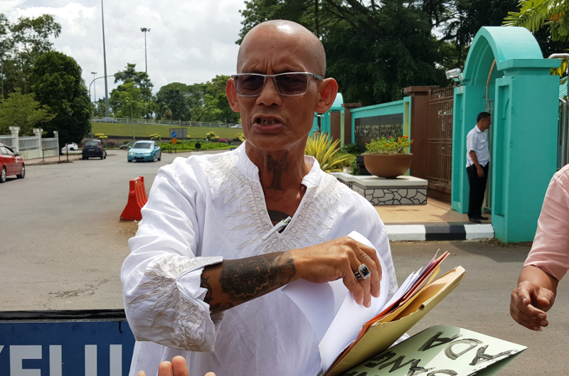 Human rights activist Peter John Jaban says the Sarawak and federal governments should review all policies and directives relating to religious freedom and ensure they are in line with the Malaysian Constitution. — Picture by Sulok Tawie