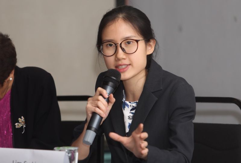Lim Su Lin speaks at a Penang Institute Forum on the access of mental health care in Malaysia at APW, Bangsar December 11, 2018. u00e2u20acu201d Picture by Choo Choy May