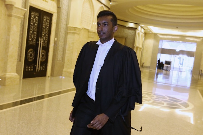 Lawyer Surendra Ananth is seen at the court complex in Putrajaya February 21, 2019. u00e2u20acu201d Picture by Zuraneeza Zulkifli