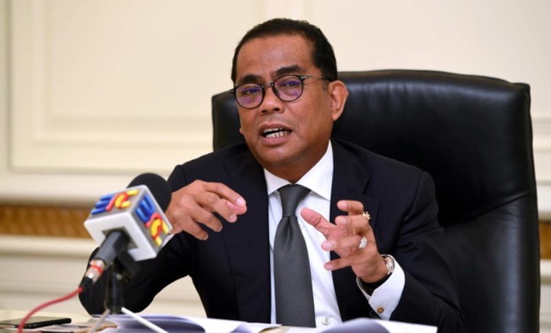 Umno vice-president Datuk Seri Mohamed Khaled Nordin called on lawmakers from both sides of the political divide to seize this opportunity to show good leadership to the people, setting aside political ideologies and power tussles. — Bernama pic