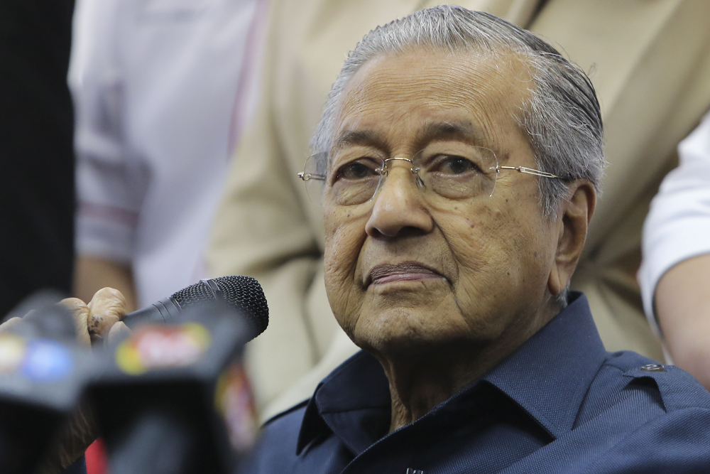 Prime Minister Tun Dr Mahathir Mohamad speaks during a press conference at PPBM headquarters in Petaling Jaya May 17, 2018. u00e2u20acu201d Picture by Yusof Mat Isa