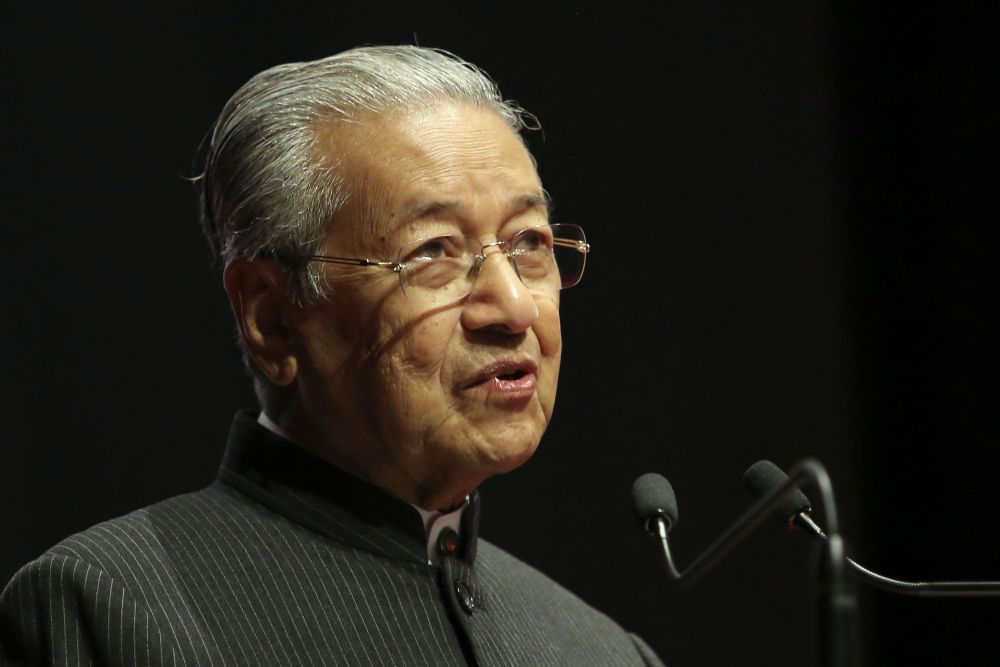 Prime Minister Tun Dr Mahathir Mohamad speaks during the 9th International Rubber Glove Conference and Exhibition in Kuala Lumpur September 4, 2018. u00e2u20acu2022 Picture by Yusof Mat Isa