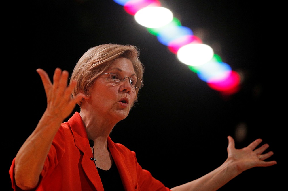 US Senator Elizabeth Warren (D-MA) holds a town hall meeting in Revere, Massachusetts, Aug. 4, 2017. u00e2u20acu201d Reuters pic