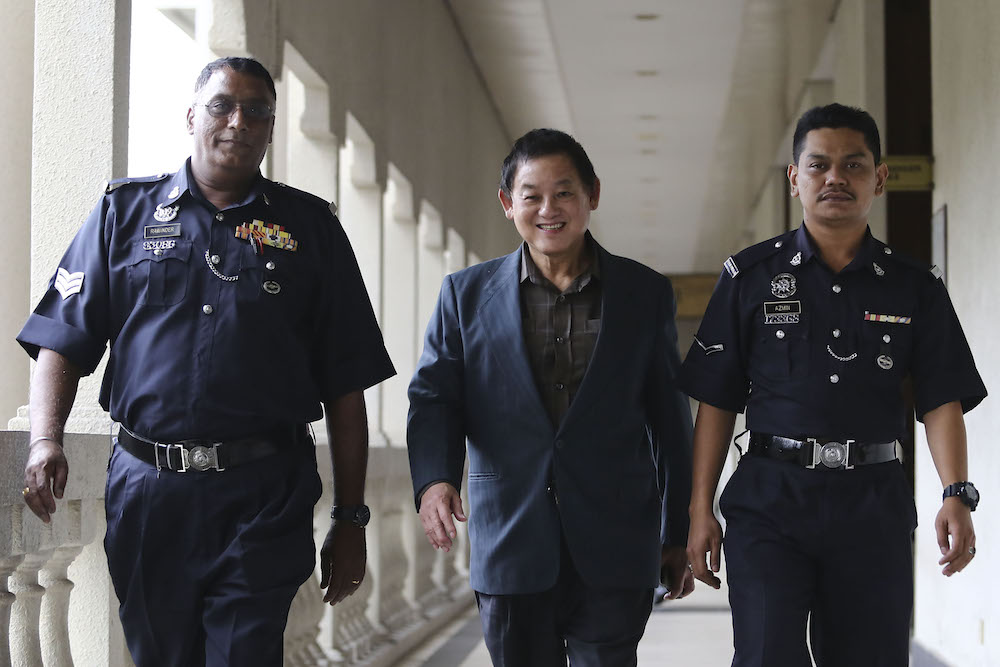 Datuk Tan Eng Boon leaves the Kuala Lumpur Court Complex November 15, 2018. u00e2u20acu201d Picture by Yusof Mat Isa