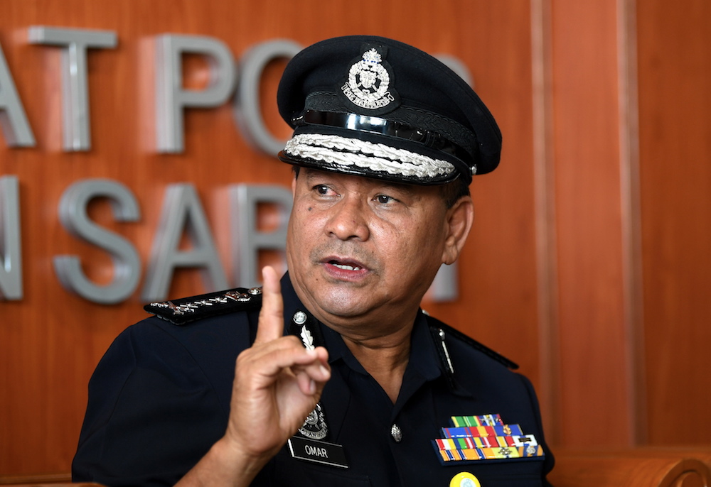 Sabah Police Commissioner Datuk Omar Mammah announced the dawn to dusk curfew yesterday to prevent intrusion by criminals. — Bernama pic