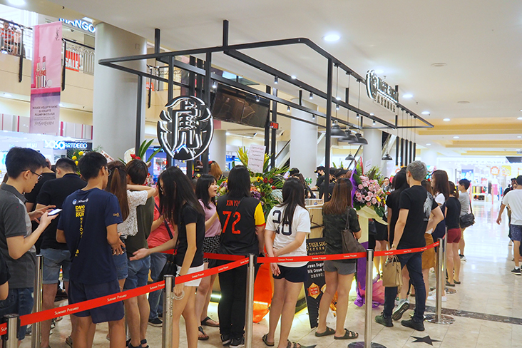 Keep calm and queue for your drink at Tiger Sugar's first outlet in Sunway Pyramid