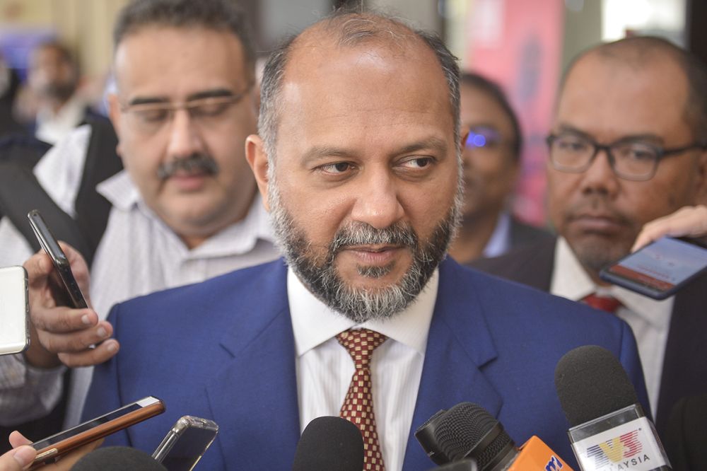 Communications and Multimedia Minister Gobind Singh Deo speaks to reporters in Shah Alam, January 29, 2019. u00e2u20acu201d Picture by Mukhriz Hazim