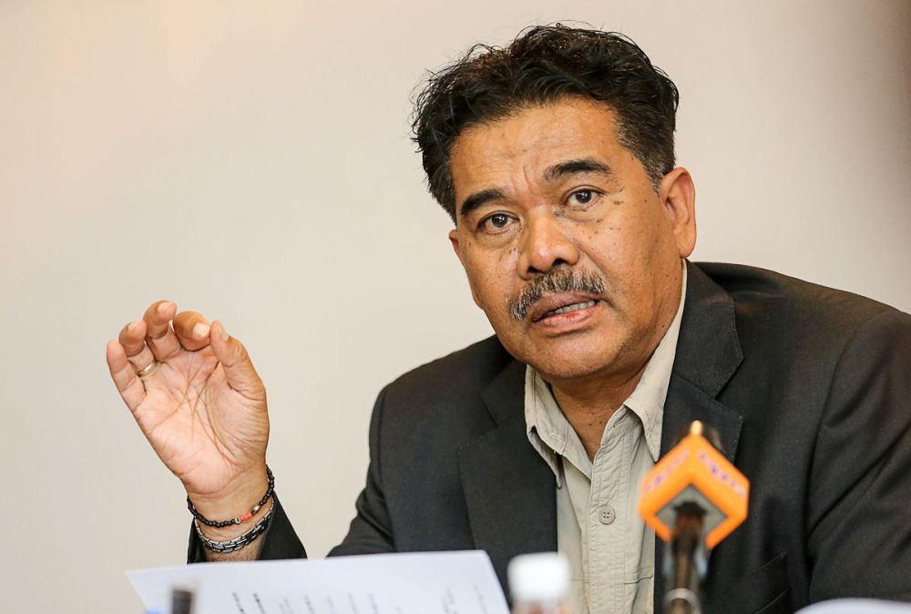 PBAPP chief executive officer Datuk Jaseni Maidinsa speaks to reporters during the press conference in George Town January 15, 2019. u00e2u20acu2022 Picture by Sayuti Zainudin