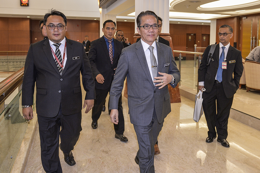 Legal Affairs Minister Datuk Liew Vui Keong (centre) at Parliament March 19, 2019. u00e2u20acu201d Picture by Miera Zulyana