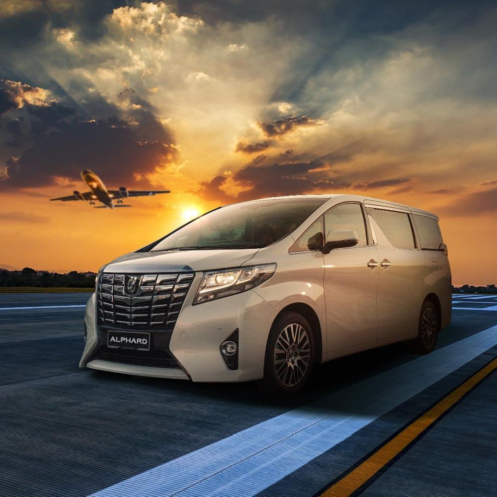 Lexus is set to debut a minivan based on the Toyota Alphard pictured here. u00e2u20acu201d Picture from Instagram/toyotamy