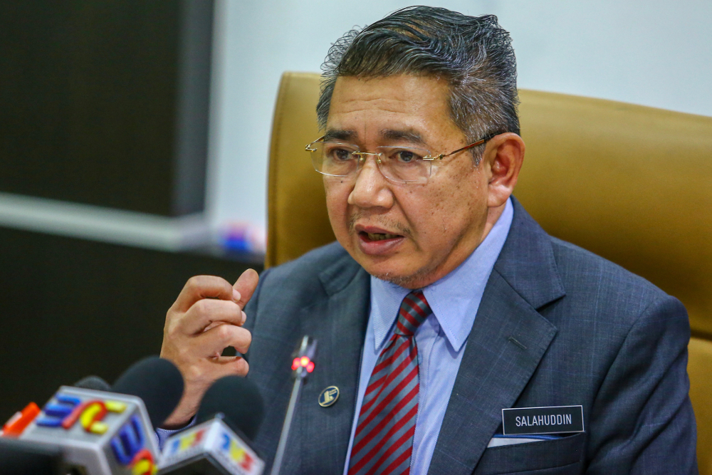 Agriculture and Agro-based Industry Minister Datuk Salahuddin Ayub speaks to reporters at a press conference in Kuala Lumpur April 22, 2019. u00e2u20acu201d Picture by Hari Anggara