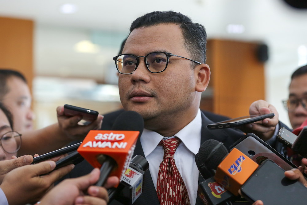 Selangor Mentri Besar Amirudin Shari speaks to reporters after a Selangor State Assembly session in Shah Alam July 31, 2019. u00e2u20acu201d Picture by Yusof Mat Isa