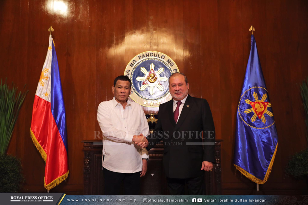 Sultan Ibrahim Sultan Iskandar was conferred with the Philippines national decoration, the Order of Sikatuna, which carries the title Datu, by Philippines president Rodrigo Duterte in Manila. u00e2u20acu201d Picture courtesy of Royal Press Office