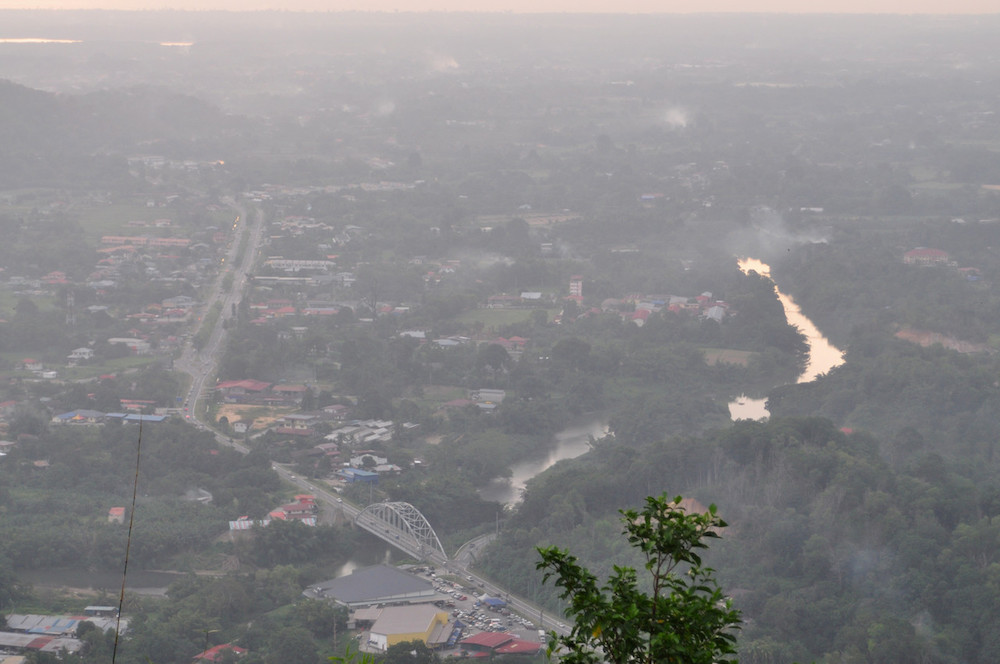 A birdu00e2u20acu2122s-eye view of a haze-shrouded Tamparuli in Sabah August 13, 2019. u00e2u20acu201d Bernama pic