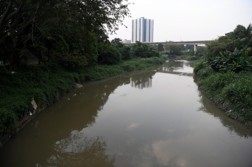 The Kuala Lumpur DOE said August 21, 2019 although the water quality Sungai Gombak was rated at class three for pollution, deemed unsuitable for water activities, investigations did not find any chemical residues which could be linked to poisoning. — Bernama pic