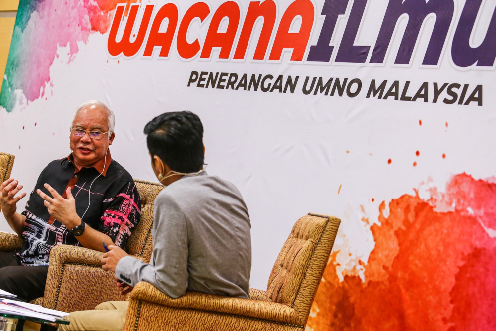 Former prime minister Datuk Seri Najib Razak speaks at a special forum called u00e2u20acu02dcHard Truth: Cash is Kingu00e2u20acu2122, at the Umno headquarters in Kuala Lumpur August 7, 2019. u00e2u20acu201d Picture by Hari Anggara 