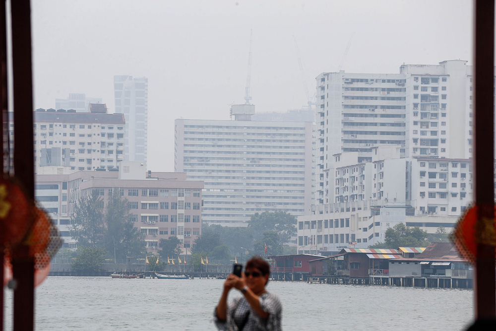 General view of a hazy George Town September 12, 2019. — Picture by Sayuti Zainudin