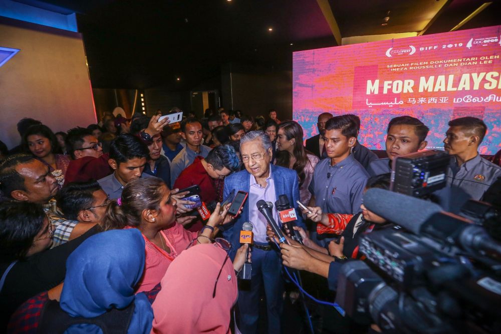 Tun Dr Mahathir Mohamad speaks to reporters at the premiere of u00e2u20acu02dcM for Malaysiau00e2u20acu2122 at GSC Pavilion, Kuala Lumpur September 10, 2019. u00e2u20acu201d Picture by Hari Anggara