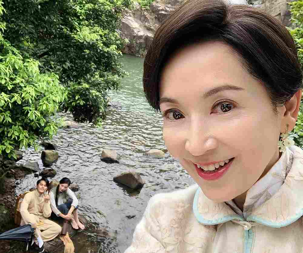 HK actress Mimi Kung splits