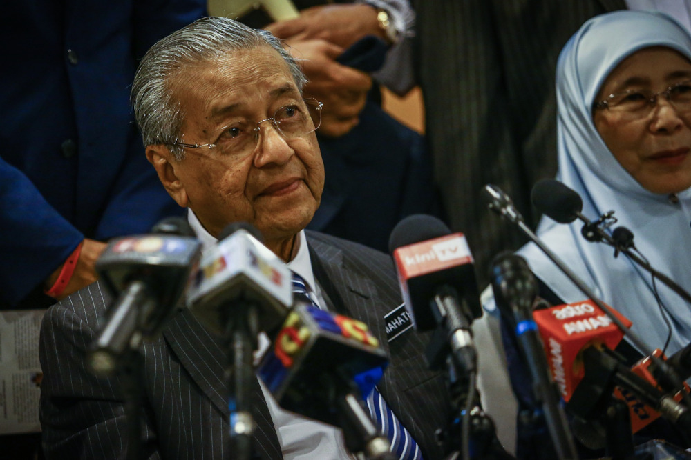 Prime Minister Tun Dr Mahathir Mohamad speaks at the press conference in Perdana Leadership Foundation in Putrajaya October 7, 2019. — Picture by Hari Anggara