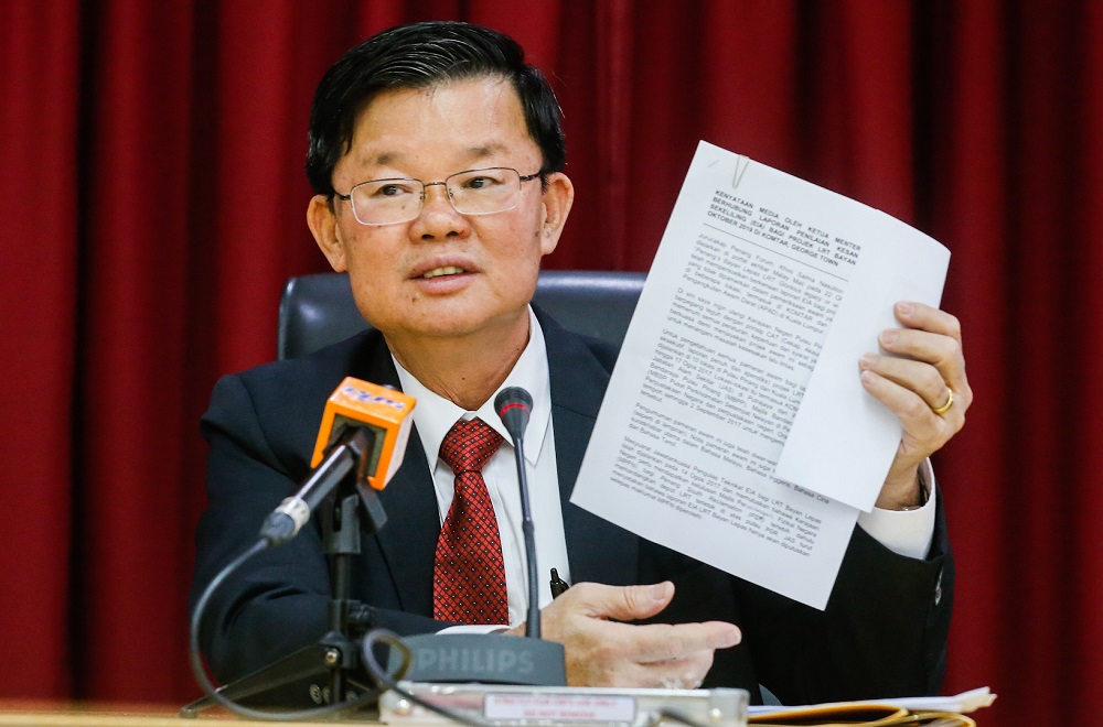 Penang Chief Minister Chow Kon Yeow speaks to the press at the Komtar Building in George Town October 25, 2019. u00e2u20acu201d  Picture by Sayuti Zainudin
