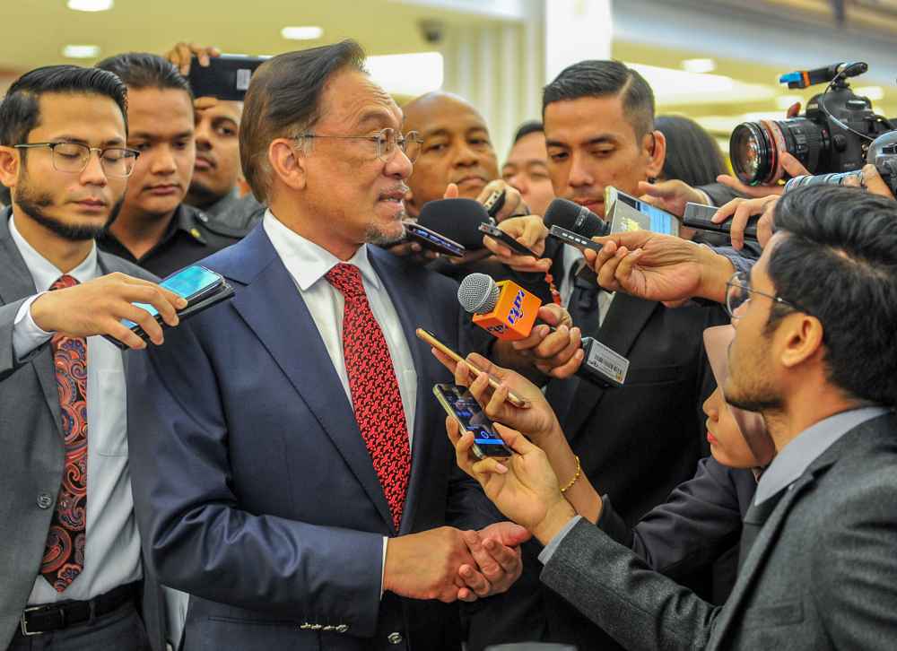 Port Dickson MP Datuk Seri Anwar Ibrahim speaks to reporters at Parliament in Kuala Lumpur October 16, 2019. u00e2u20acu2022 Picture by Firdaus Latif