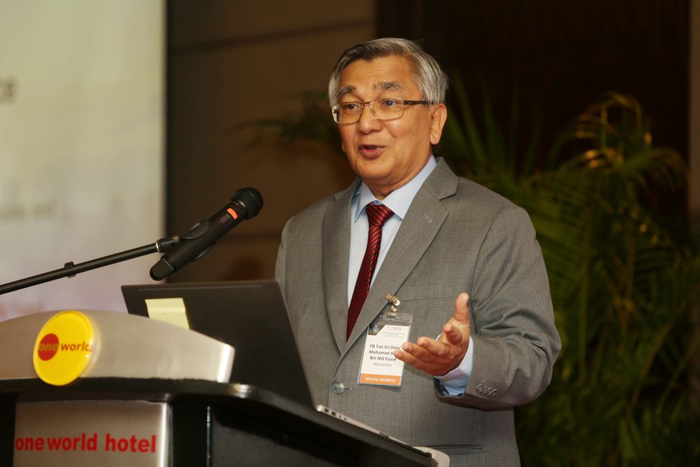Tan Sri Datuk Mohamad Ariff Md Yusof speaks during a regional law conference in Petaling Jaya October 5, 2019. u00e2u20acu201d Picture by Choo Choy May
