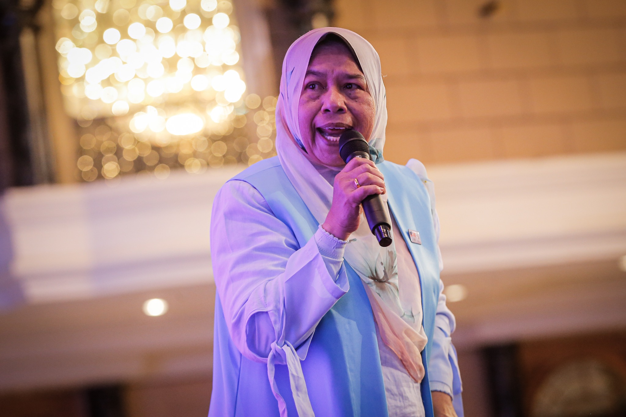 PKR vice-president Zuraida Kamaruddin speaks during the ‘SPV 2030’ dinner at Hotel Renaissance Kuala Lumpur December 8, 2019. — Picture by Hari Anggara