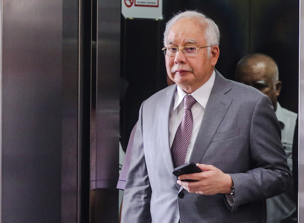 Former prime minister Datuk Seri Najib Razak is pictured at the Kuala Lumpur High Court December 9, 2019. u00e2u20acu201d Picture by Firdaus Latif