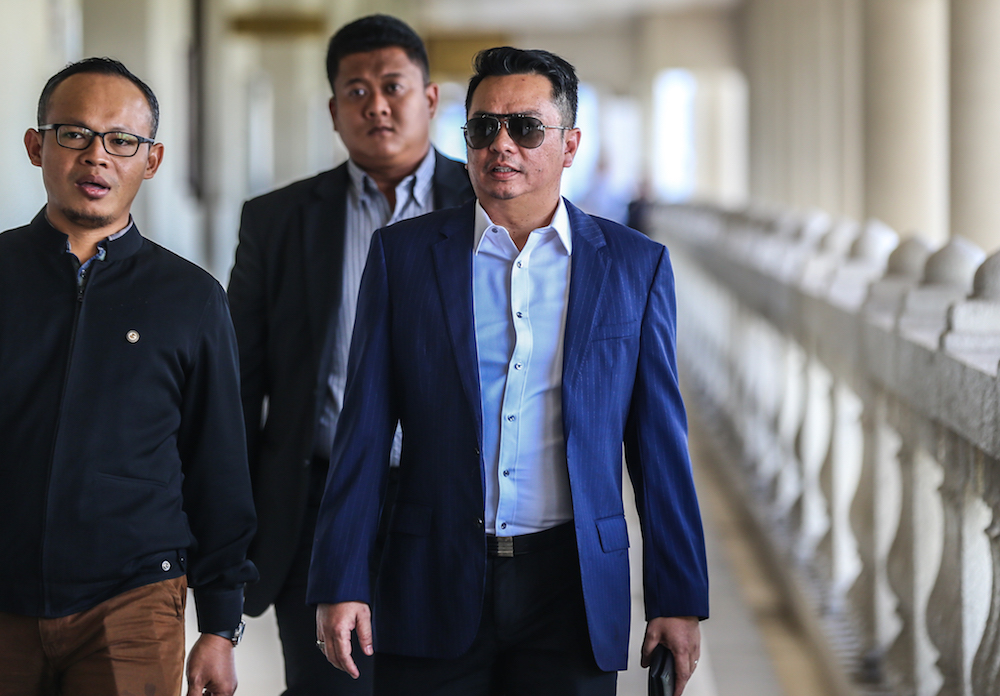 Datuk Rizal Mansor is pictured at the Kuala Lumpur High Court January 8, 2020. — Picture by Firdaus Latif