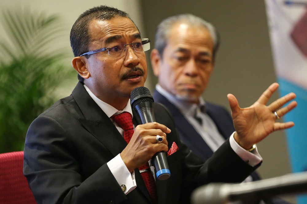 Bagan Serai MP Datuk Dr Noor Azmi Ghazali speaks during the Drug Policy Reform discussion at Universiti Malaya in Kuala Lumpur January 30, 2020. u00c2u00acu00e2u20acu201d Picture by Yusof Mat Isa