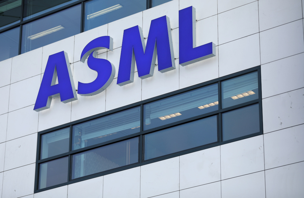 ASML Holdingu00e2u20acu2122s logo is seen at companyu00e2u20acu2122s headquarters in Eindhoven January 23, 2019. u00e2u20acu201d Reuters pic