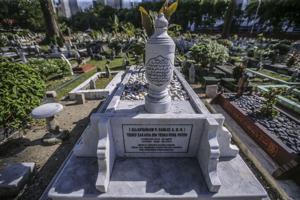 P. Ramlee’s grave, which is located near the Saloma Link in Jalan Ampang, Kuala LumpurFebruary 21, 2020. — Picture by Hari Anggara